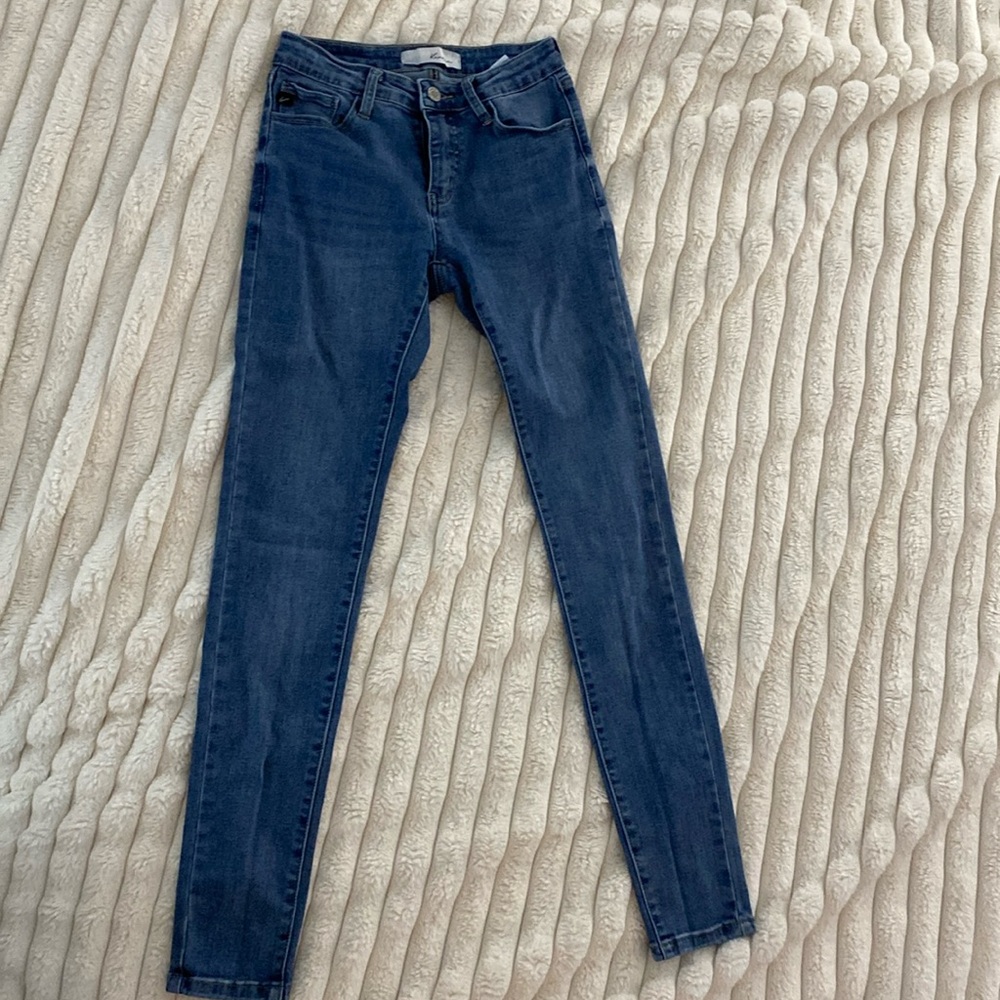 KanCan skinny jeans, medium wash. Size 1